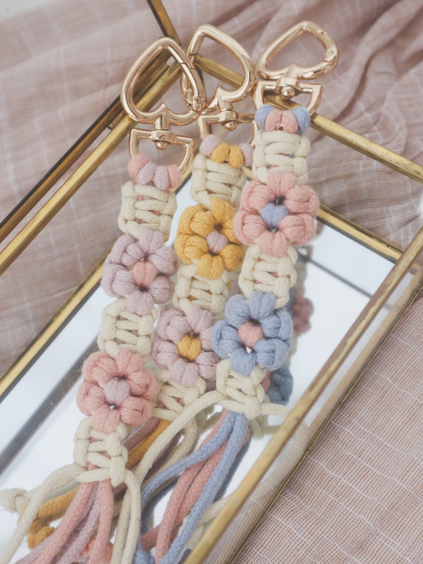 FLEUR Sweetheart Macrame Keychain