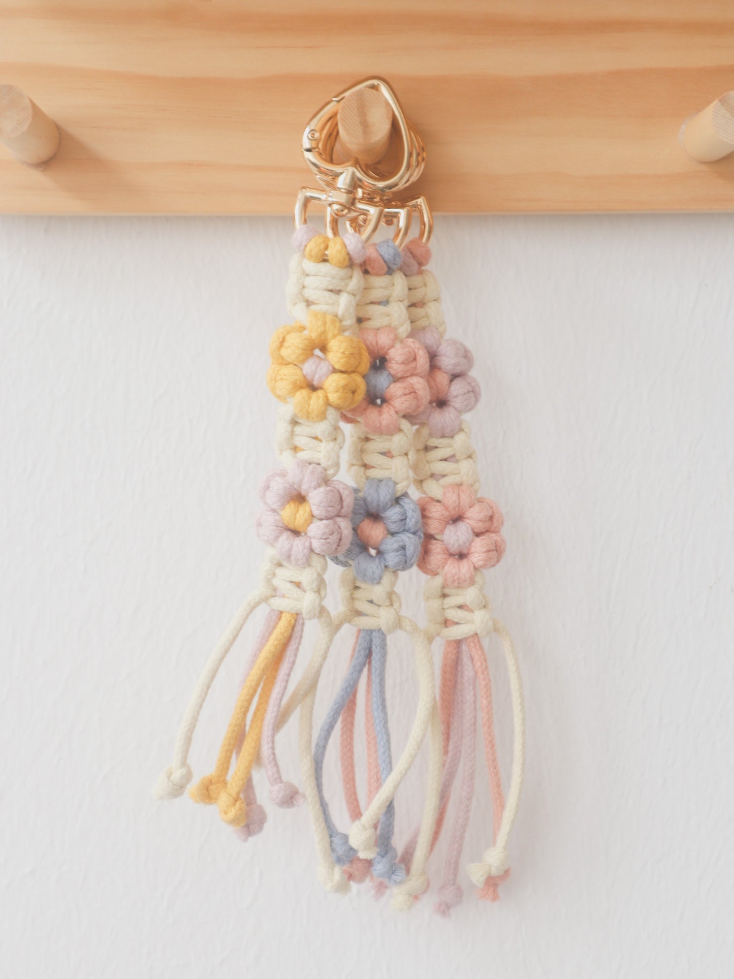 FLEUR Sweetheart Macrame Keychain