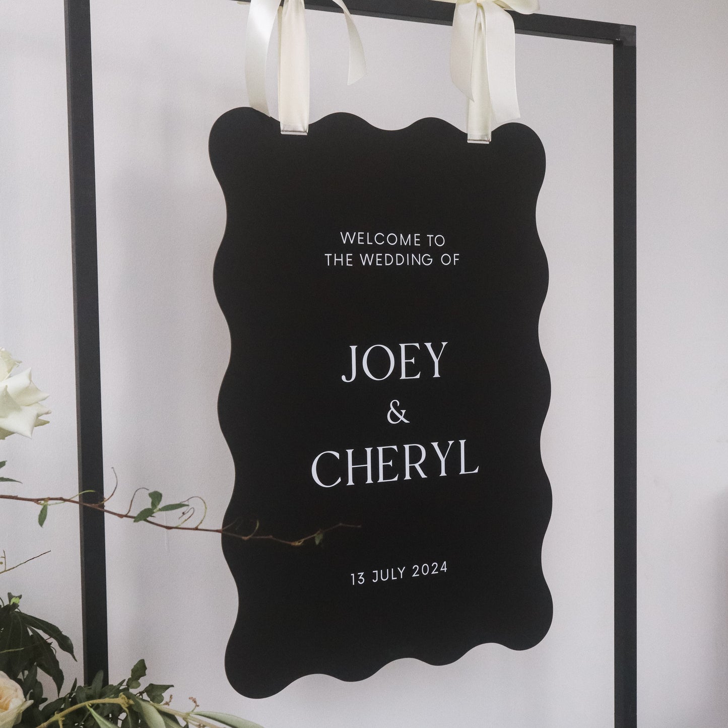 AUSTINE Wavy Wedding Welcome Sign