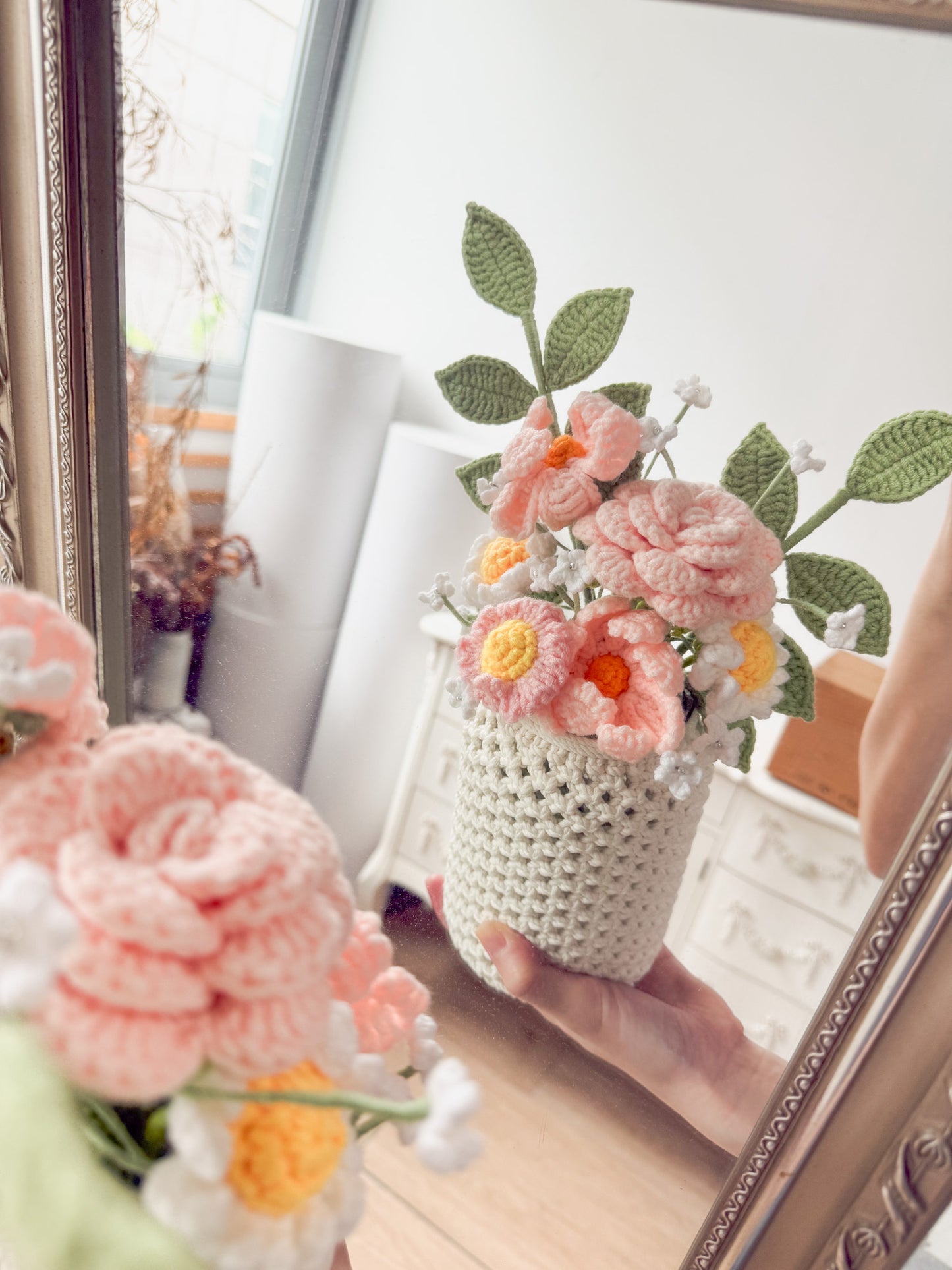 ELIA Macrame Posy Jar