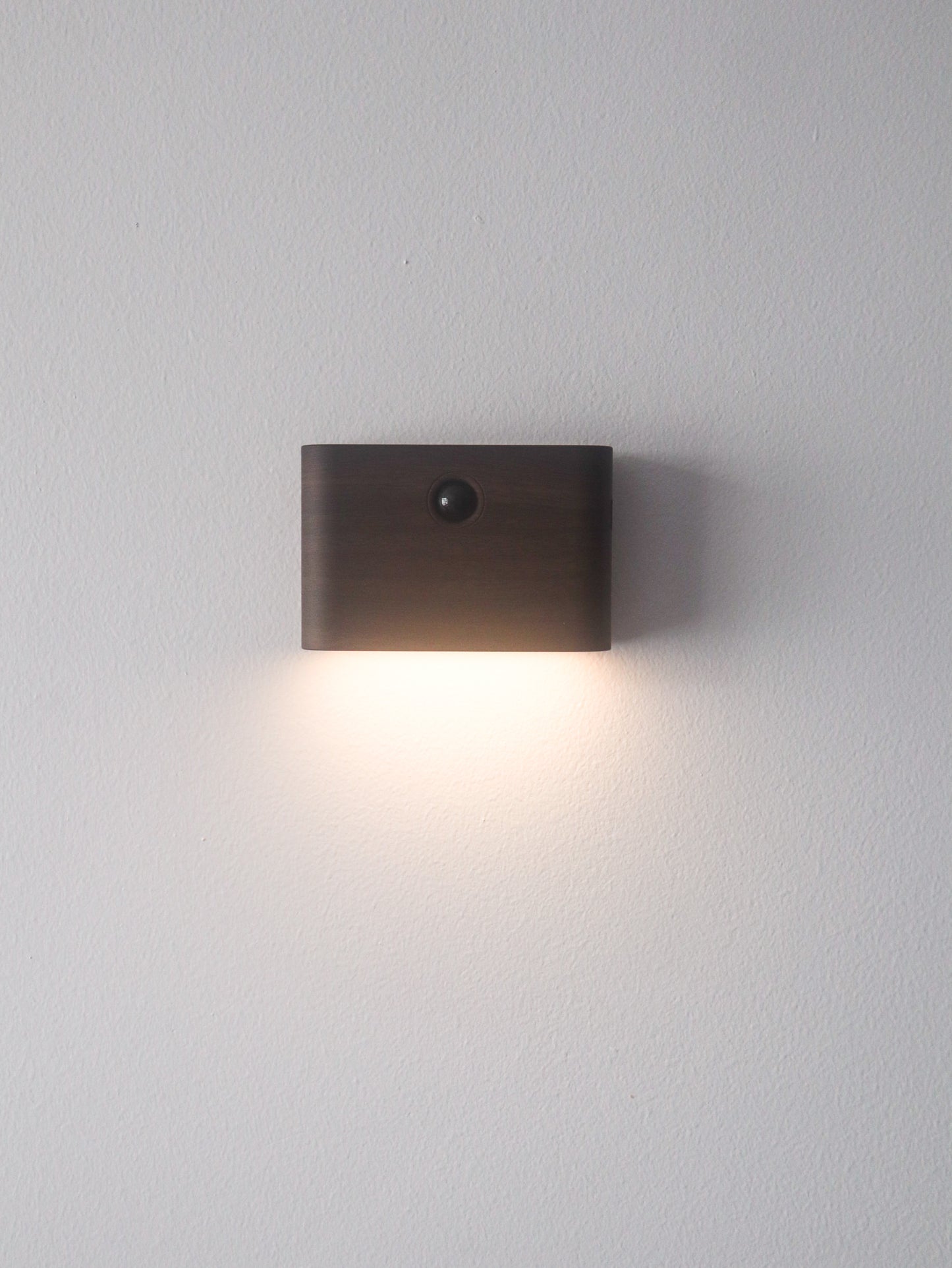 NOA Ambient Light | Motion Sensor & Wireless