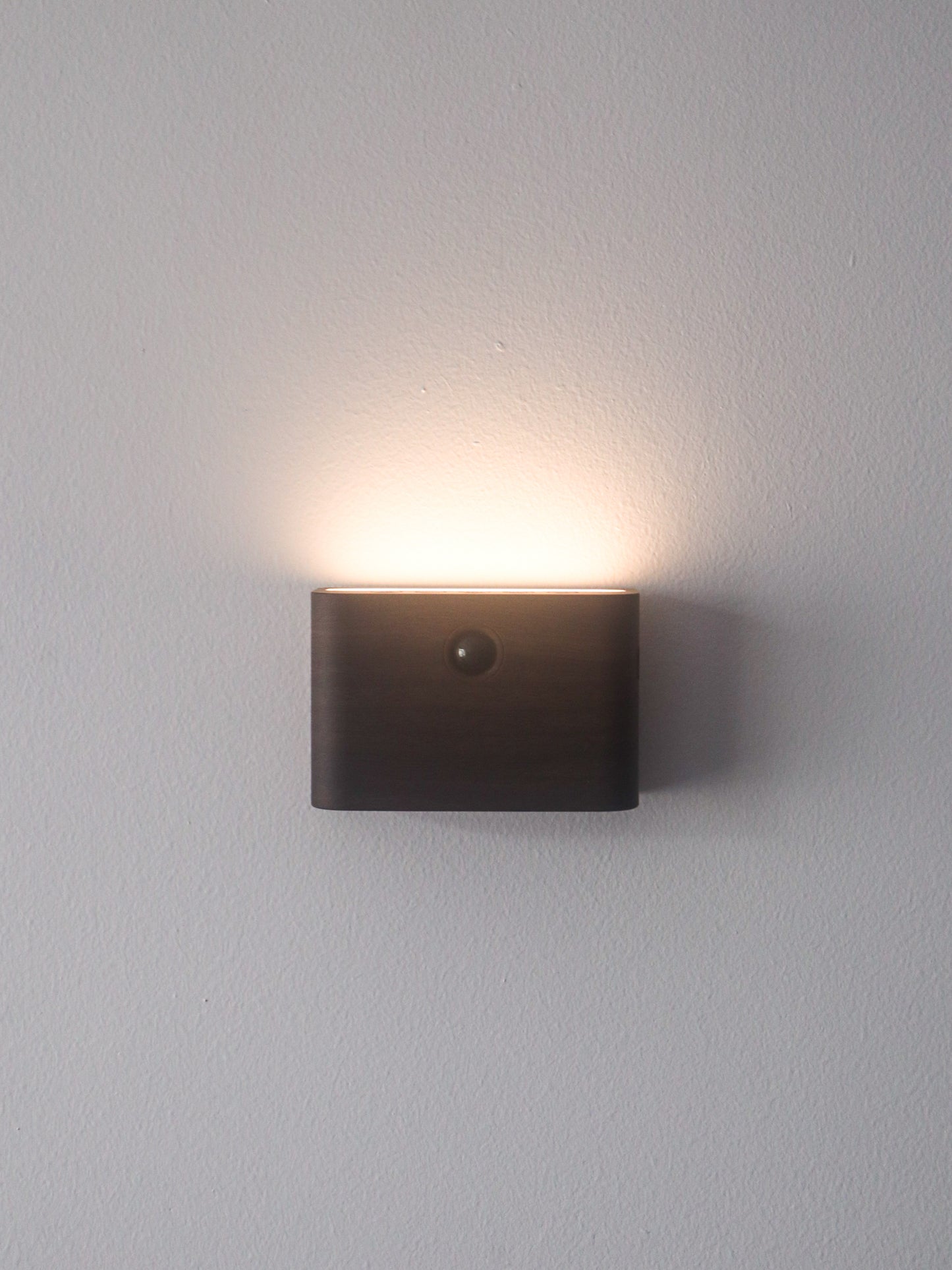 NOA Ambient Light | Motion Sensor & Wireless