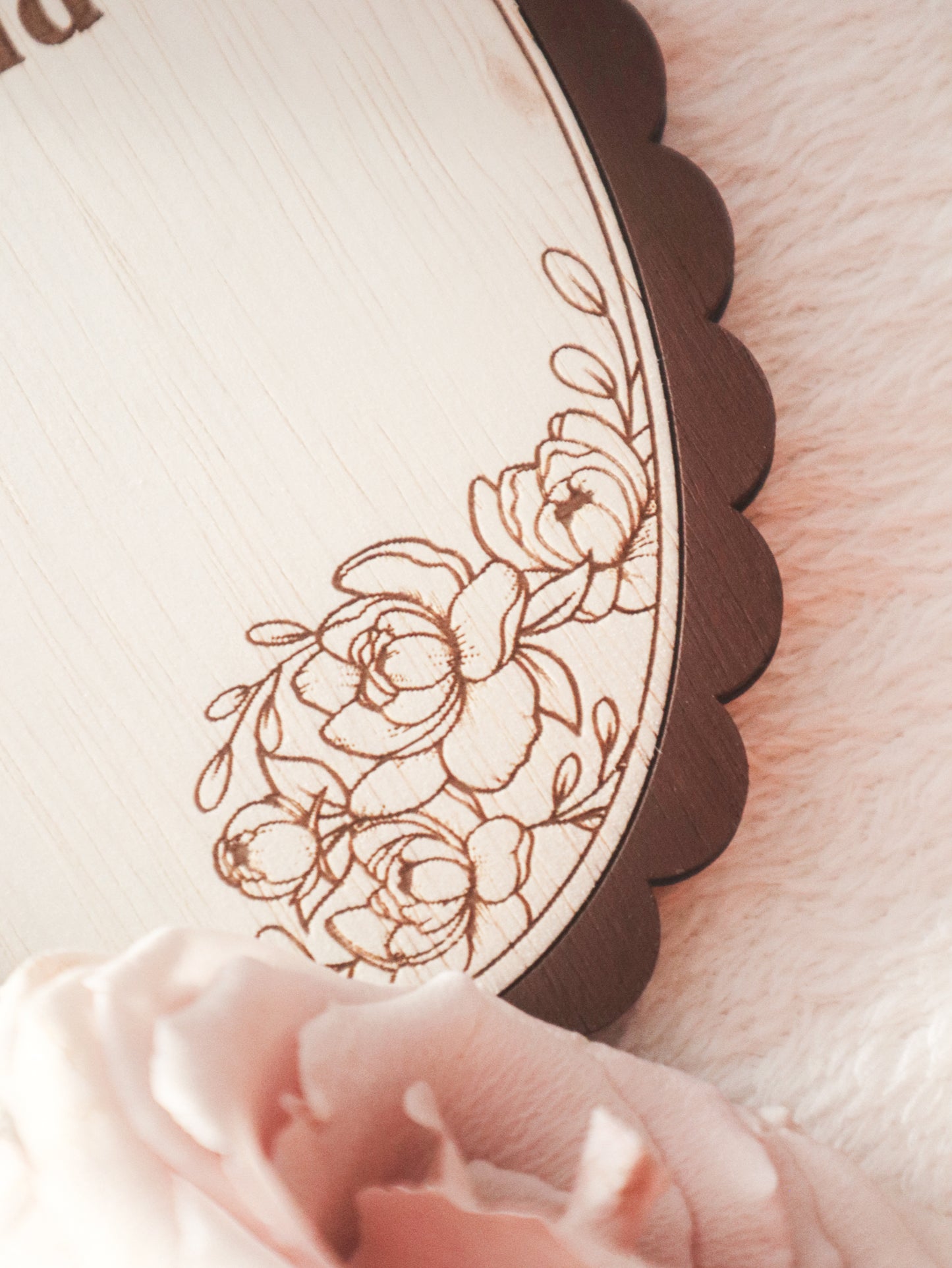 WHIMELLE Baby Arrival Announcement Sign – Vintage Peony Wood Sign