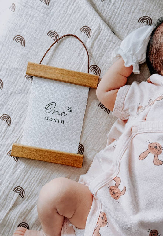 LINORY Linen Baby Milestone Tracker | Botanics