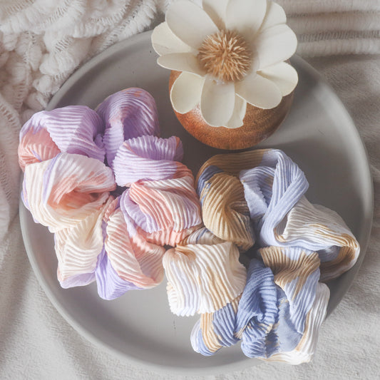 KYOKA Scrunchies (2 colours)
