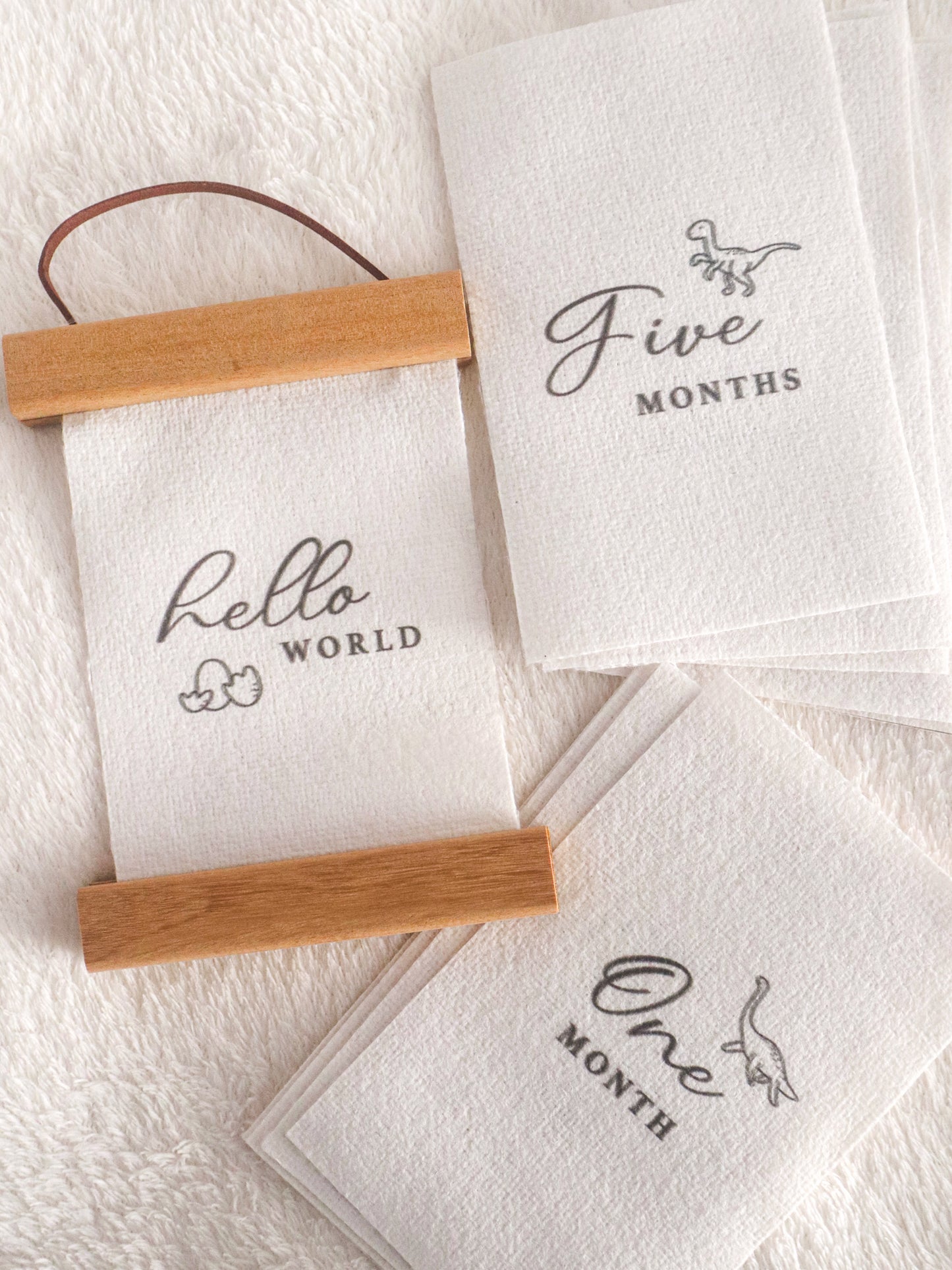 LINORY Linen Baby Milestone Tracker | Dino
