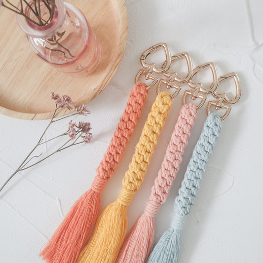 AMELIA Macrame Sweetheart Keychain