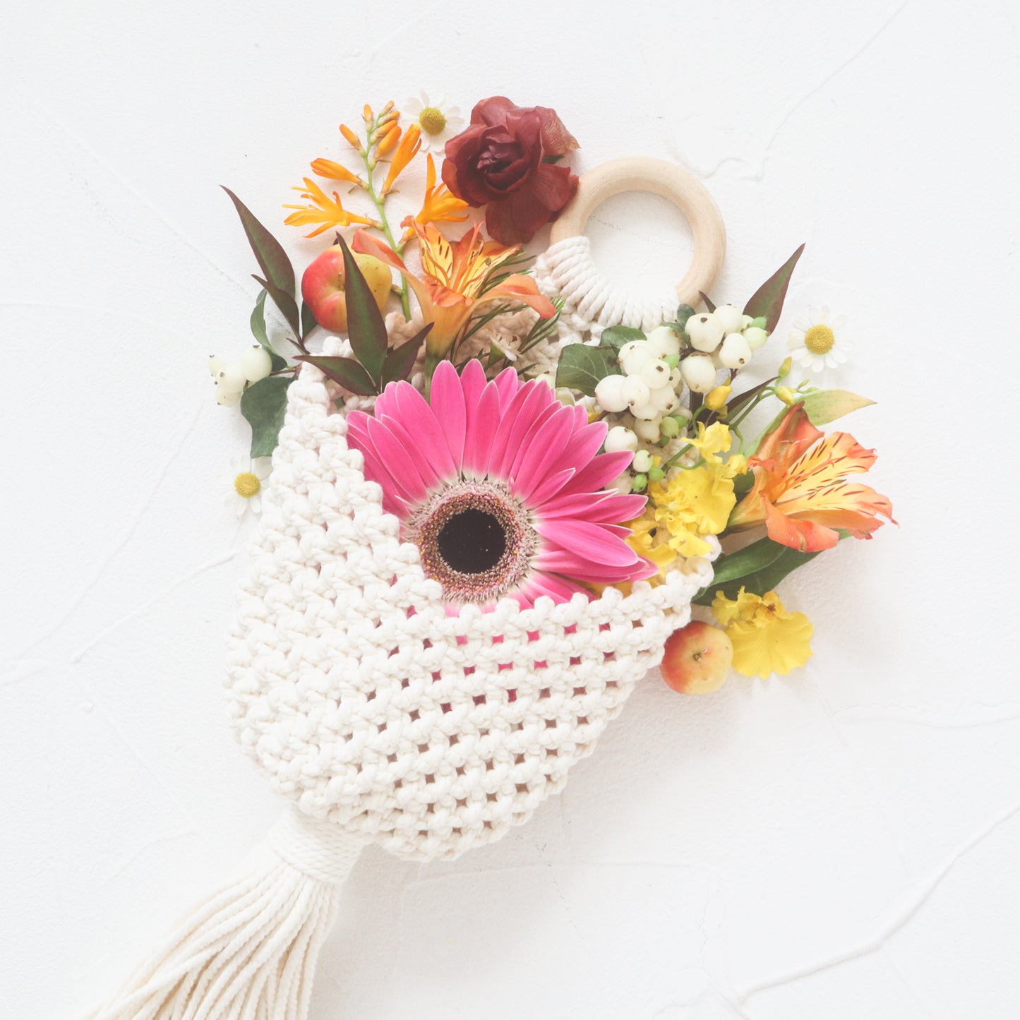 NARA Handmade Macrame Letter Holder